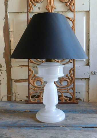 1800tals opaline lampe