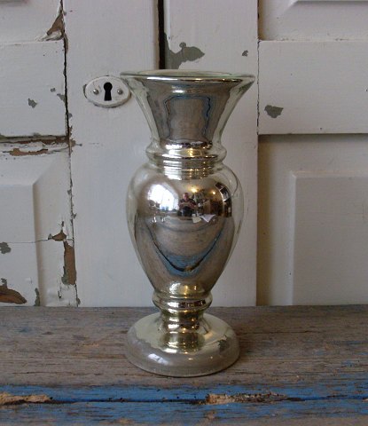 1800tals vase i fattigmandssølv.