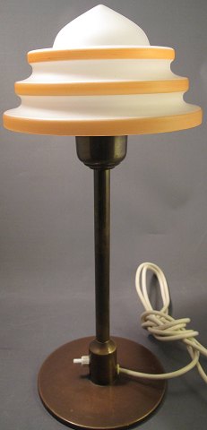 lampe med glasskærm, (spejlæg)