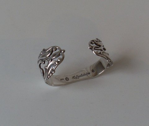 Bestellnummer: 299480