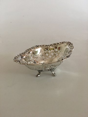item no: 304932