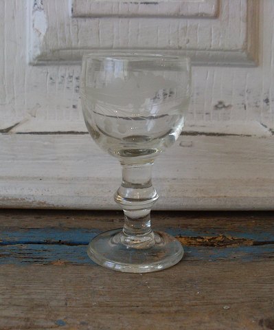 1800tals egeløvs glas fra Holmegaard 11,5cm.
