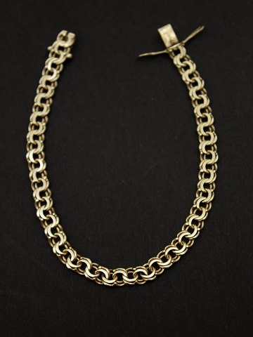 item no: 380940