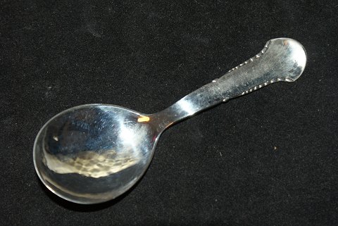Sugar spoon Fredensborg Silver
Length 10.5 cm.
SOLD