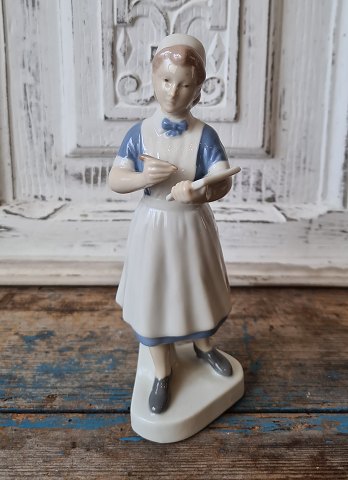 Porcelæns figur i form af sygeplejerske