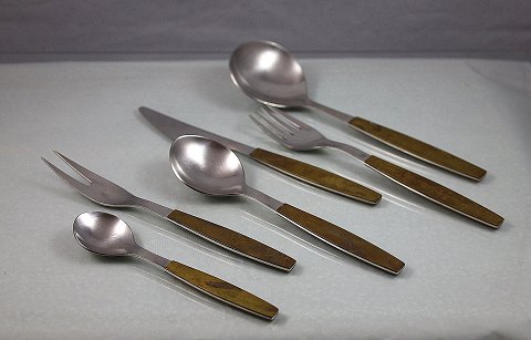 Georg Jensen
Strata bestik
messing