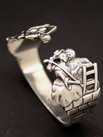 item no: 475282