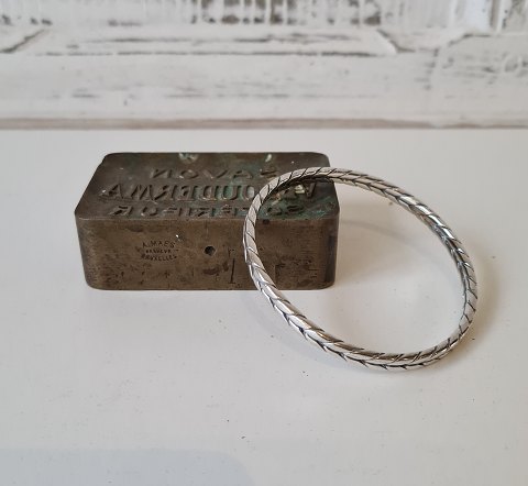 item no: 486421