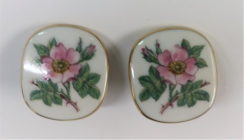 Royal Copenhagen. Flora Danica. Ear clips. Height 28 mm.