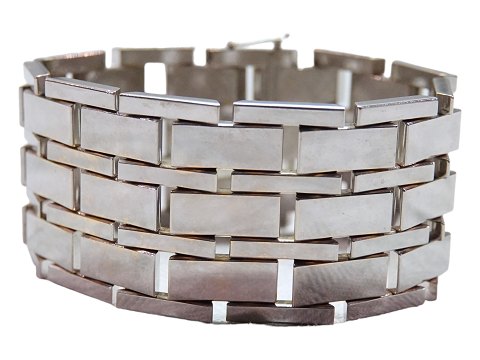 14 Carat white gold
Wide Block bracelet from 1958-1973