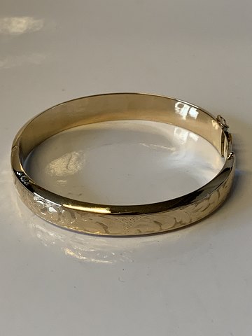 Bracelet 14 Carat Gold
Stamped 585
Measures 67.62 mm approx
Height 10.40 mm