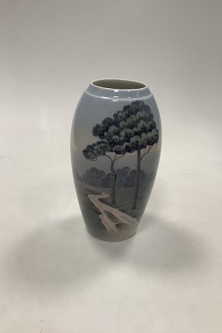 Bing og Grøndahl Art Nouveau Vase No 8692 / 251