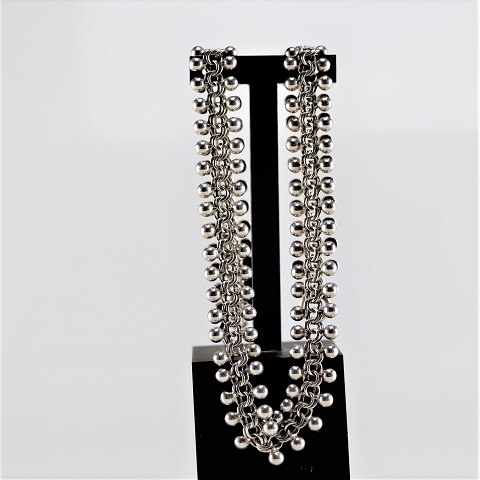 item no: 525904