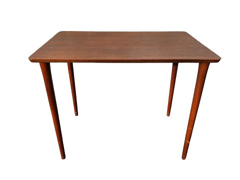 Kleiner Tisch
Teakholz
475 DKK