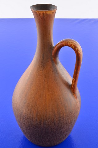 VASE AUS DEN 1950er Jahren CARL-HARRY  STALHANE FÜR RORSTRAND BRAUNE GLASUR  AUF 
STEINZEUG