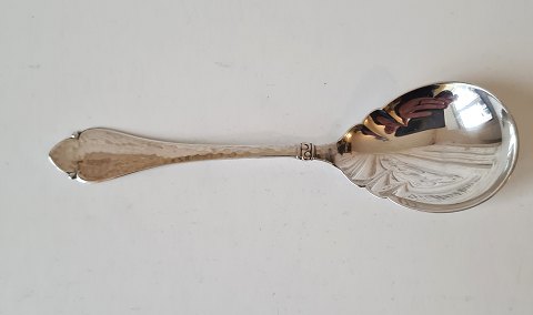 item no: 559901