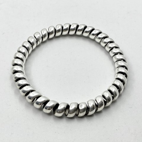 Anton Michelsen; Spiral armring af sølv