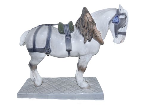 Large Royal Copenhagen figurine
Percheron