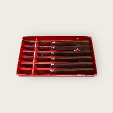 Knives
Raadvad
Box with 6 pcs.
*DKK 175