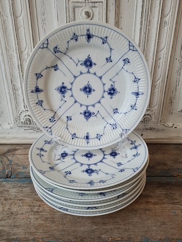 B&G Blue fluted dinner plate 24.5 cm.