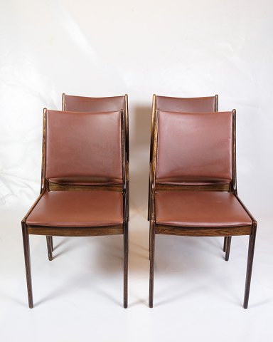 Set Of 4 Dining Chairs - Rosewood - Cognac Leather - Johannes Andersen - Uldum 
Møbelfabrik - 1960
Great condition
