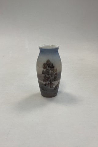 Dahl Jensen Porcelæn Vase med Træ, hus og sø No. 36