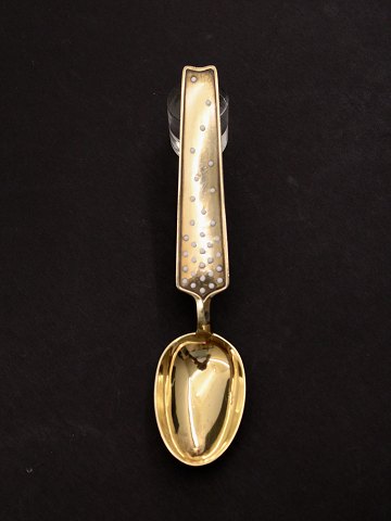 item no: 588525