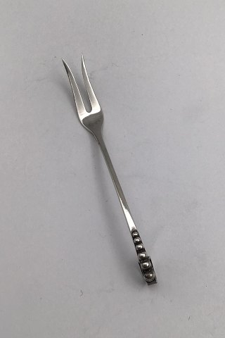 item no: 590483