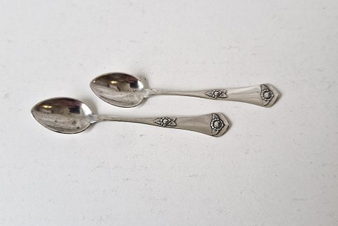 item no: 590653