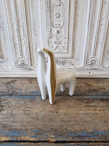 item no: 596647