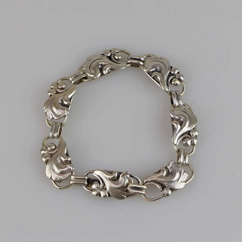 item no: 605529