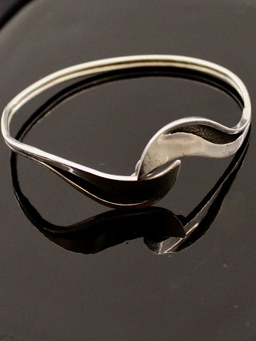 item no: 605623