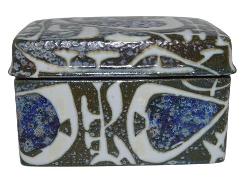Royal Copenhagen Baca
Lidded square box