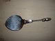 George jensen kage spade med ugle 
5000 m2 udstilling