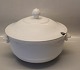 Royal Copenhagen  Classic White  Magnolia 181 Tureen, round 4,25 l  ca 22  x 31 cm 