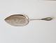 1800s serving spade in silver
