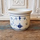 B&G Blue traditional flower pot no. 668