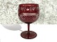 Böhmisches Glas
Rotes Glas mit Schleifen
*150 kr