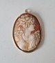 1800s large cam pendant set in 8 kt gold