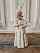 B&G Figur - Mary med dukke 
No. 1721