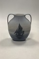 Royal Copenhagen Vase med To Hanke No 1226/227 med Skibsmotiv