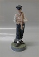Kongelig figur 0620 Kgl. Vogterdreng Chr. T. 1904 21 cm med hammer