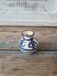 Kähler miniature vase med blå dekoration