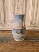 B&G vase dekoreret med skib på åbent hav no. 1302/6211