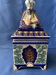 Aluminia Tobacco tin with orientals on lid, Chr. Joachim approx. 1913. Dec. no. 
992/805
SOLD