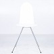 Arne Jacobsen / Fritz Hansen
AJ 3102 - White lacquered ‘The Tongue’ dining chair.
1 pc. in stock
Good, used condition
