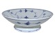 Blue Traditional
Small dish on stand 19.5 cm.