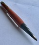 Coral red Montblanc no. 54 mechanical pencil. KØBER GAMLE FYLDEPENNE FYLDEPEN OG 
PENCIL
