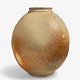 Gregory Hamilton Miller / Tolne.
Rund vase i stentøj i brune og orange nuancer.
1 stk. på lager
