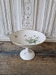 B&G bowl on stand beautifully decorated with hand-painted anemones and gold 
trim.